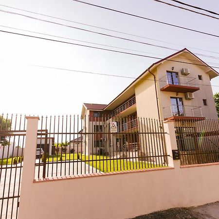 Casa Leahu Hotel Costinesti Ngoại thất bức ảnh